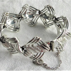 Vintage CORO Link Bracelet Pegasus Hallmark