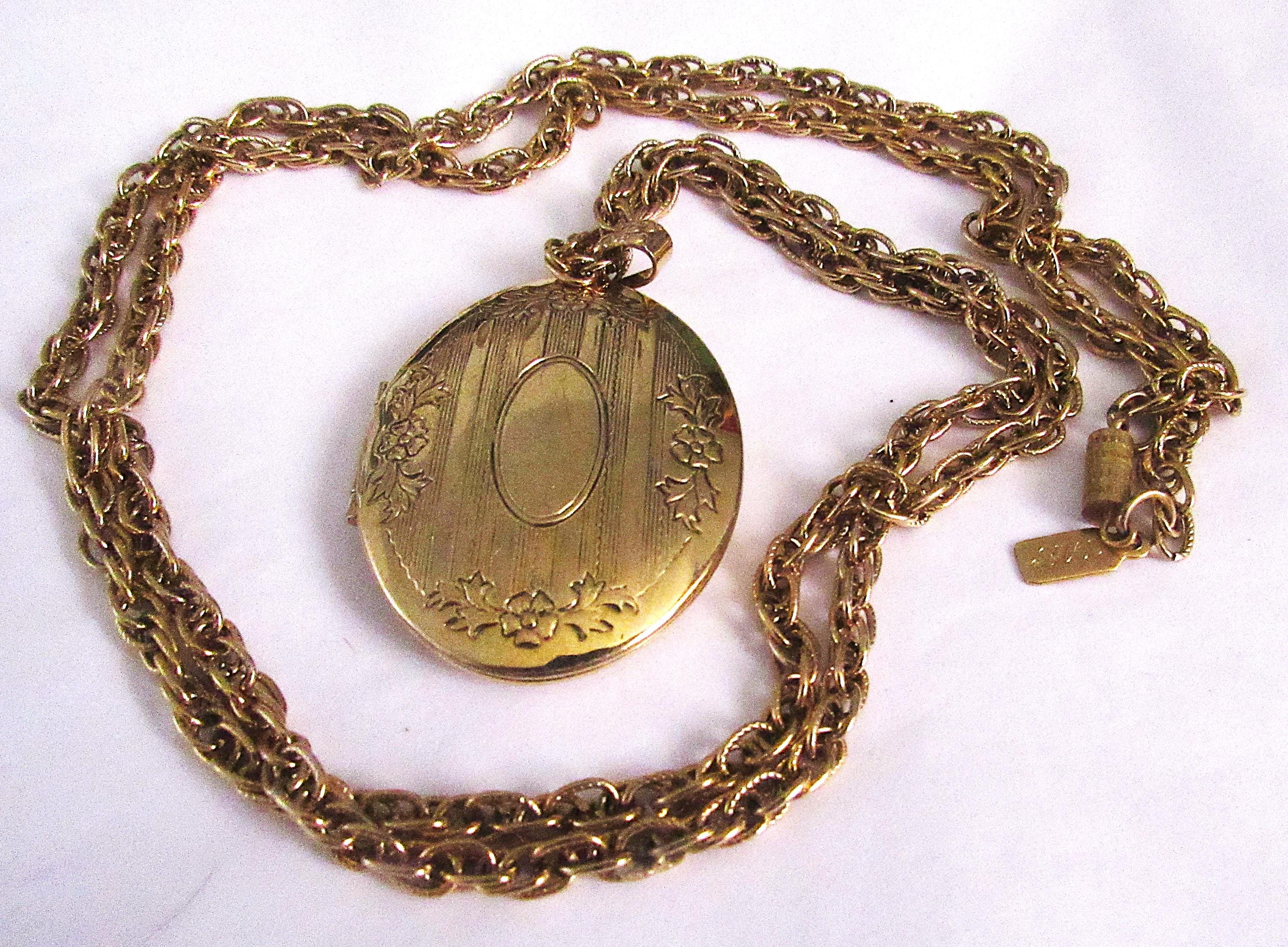 Prada Pendant Necklace Vintage - Etsy