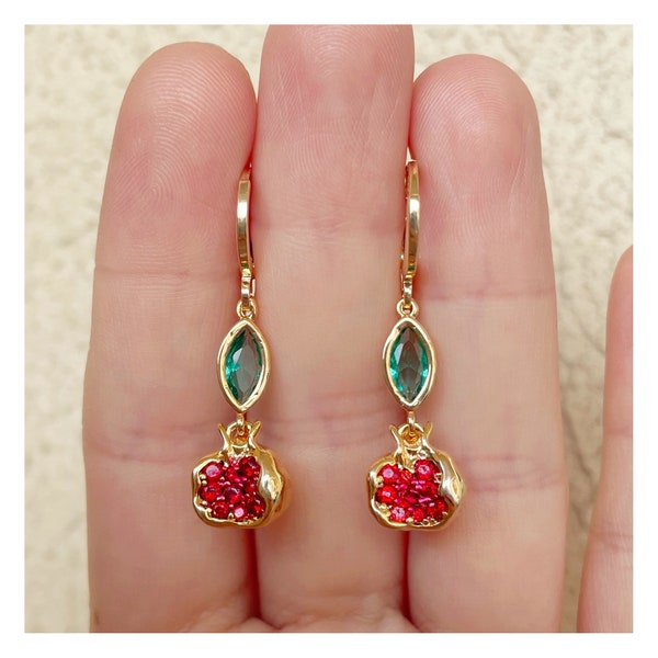 “Nazarí” earrings in gold plating with pomegranates boucles D’oreilles pomegranate earrings ohrringe orecchini oorbellen gold plated granatapfel