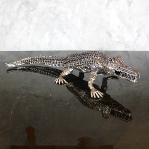 Alligator/Crocodile Metal Art Sculpture
