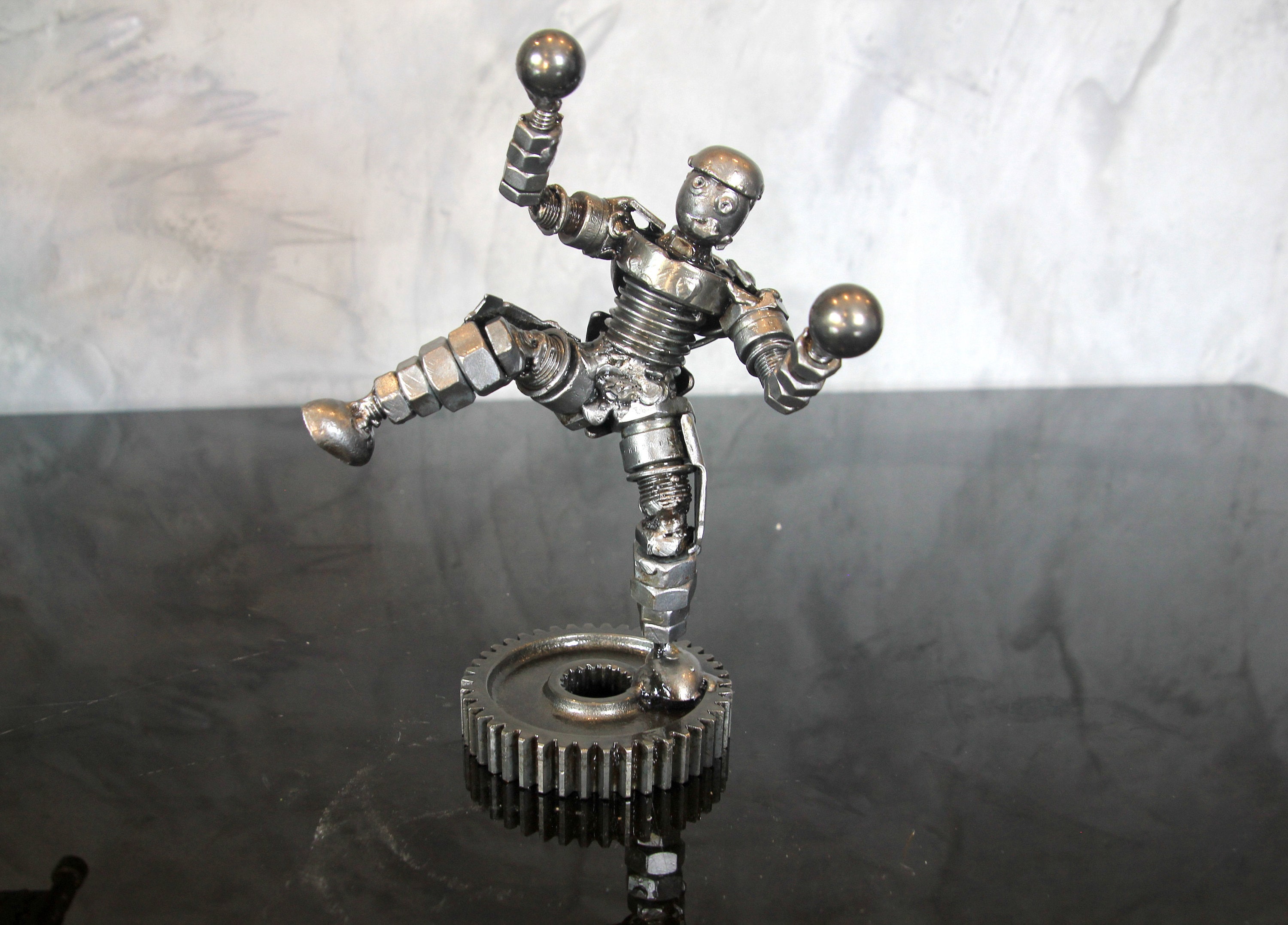 Metal robot art toy - Etsy 日本