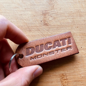 Handmade leather key ring - Ducati Monster