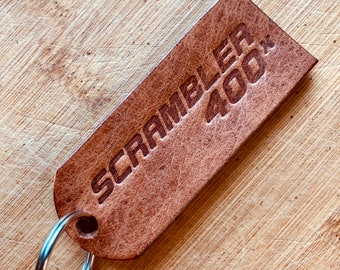 Handmade leather key ring - Triumph motorcycle Scrambler 400x