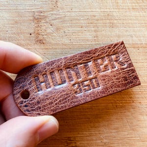Handmade leather key ring - Royal Enfield Hunter 350