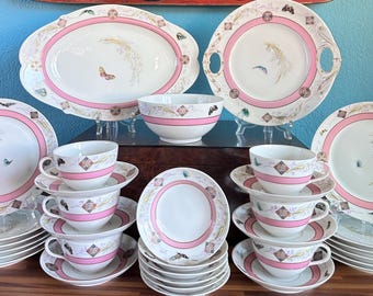 32-Piece Haviland & Co "Meadow Visitors" Limoges Dessert Service, Pink Butterflies, 1880’s France, Art Nouveau, Davis Collamore and Co NY