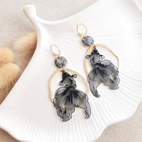 TOKYO earrings with black print Japanese fish motif and pearly anthracite gray enameled sequin