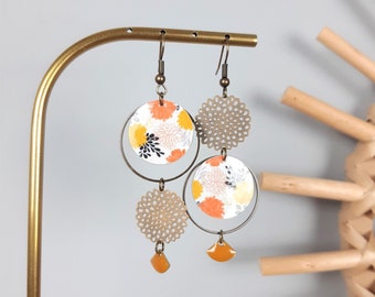 LOÏSE asymmetrical earrings, Japanese paper and mustard yellow enamelled sequin