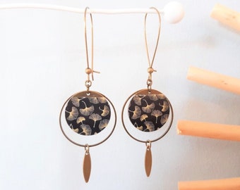 THEA Japanese paper earrings with ginkgo leaf patterns