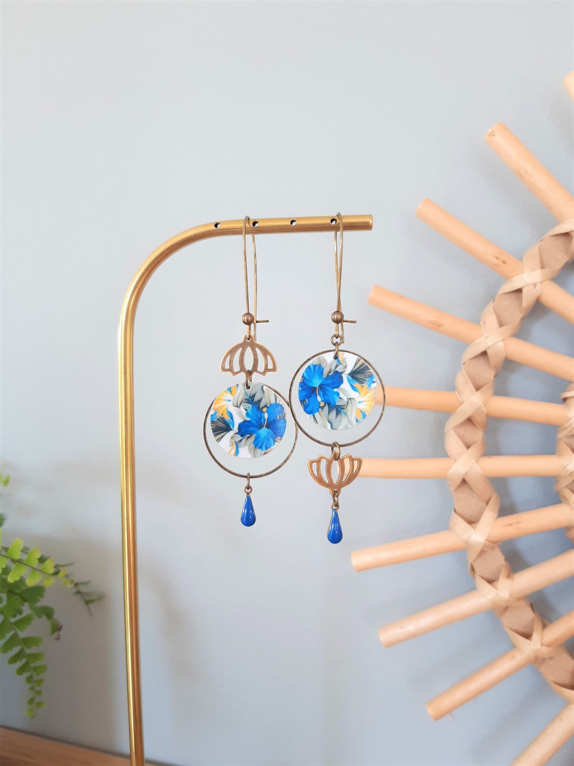 Asymmetrical MAYA earrings, Japanese paper and blue enameled drop