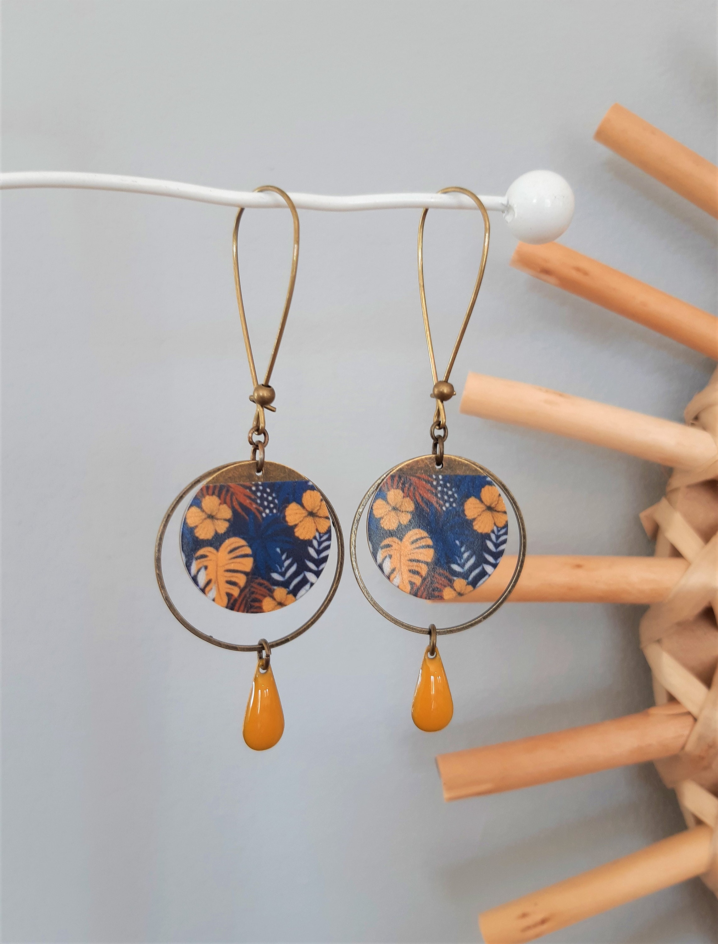 Boucles D'oreilles Cercle Fleurs Papier Japonais - Grand Modèle, Neuf Avec étiquette, H. Angiari