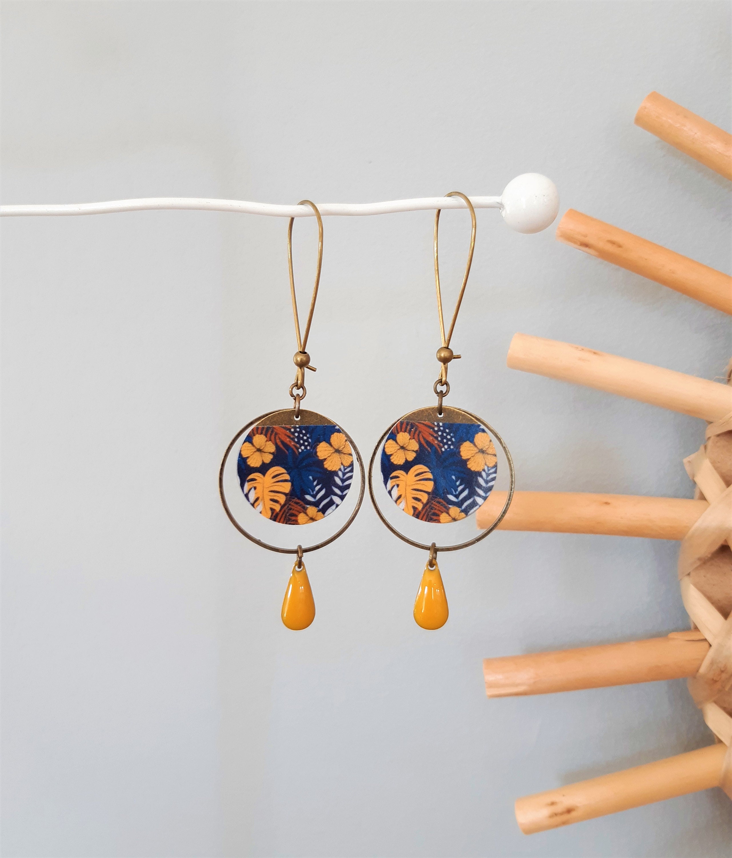 Boucles D'oreilles Dormeuses Rondes, Rayures Multicolores, Style Japonais, Fait Main