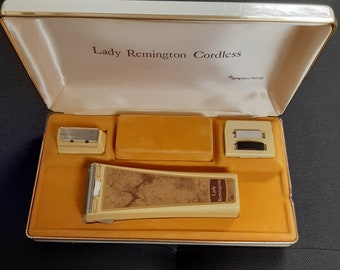 Vintage Retro Lady Remington Cordless Electric Razor Shaver In Case