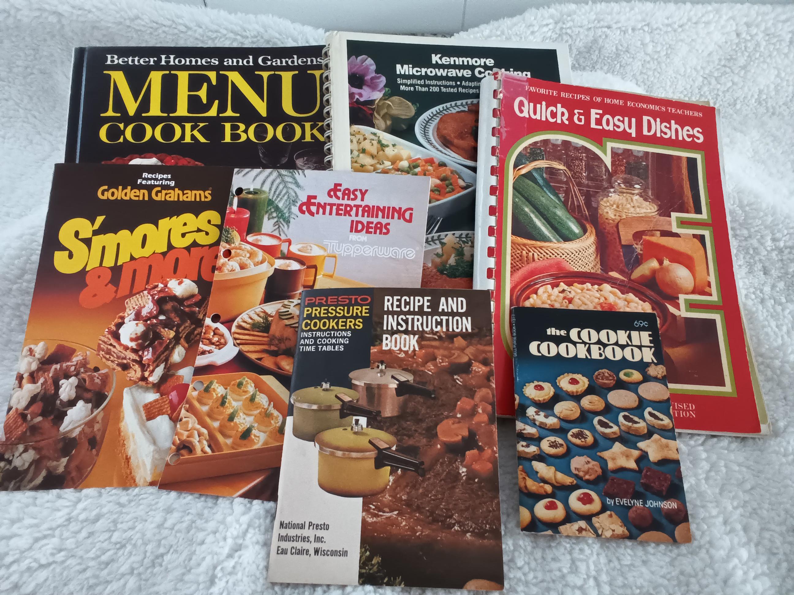 Vintage 1970s Cookbooks Lot of 7 Better Homes & Gardens Menu Kenmore Microwave Cooking Quick Easy Dishes Cookie Book Tupperware Presto Retro
