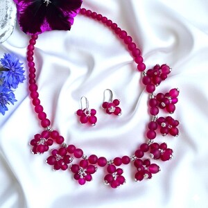 Magenta Frosted Glass Beaded Jewelry Set - Dark Pink Cluster Necklace Earrings