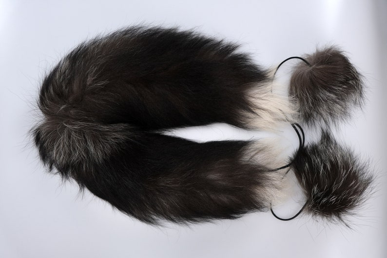 Real fur fox arizande scarf with pom pom / natural fox fur