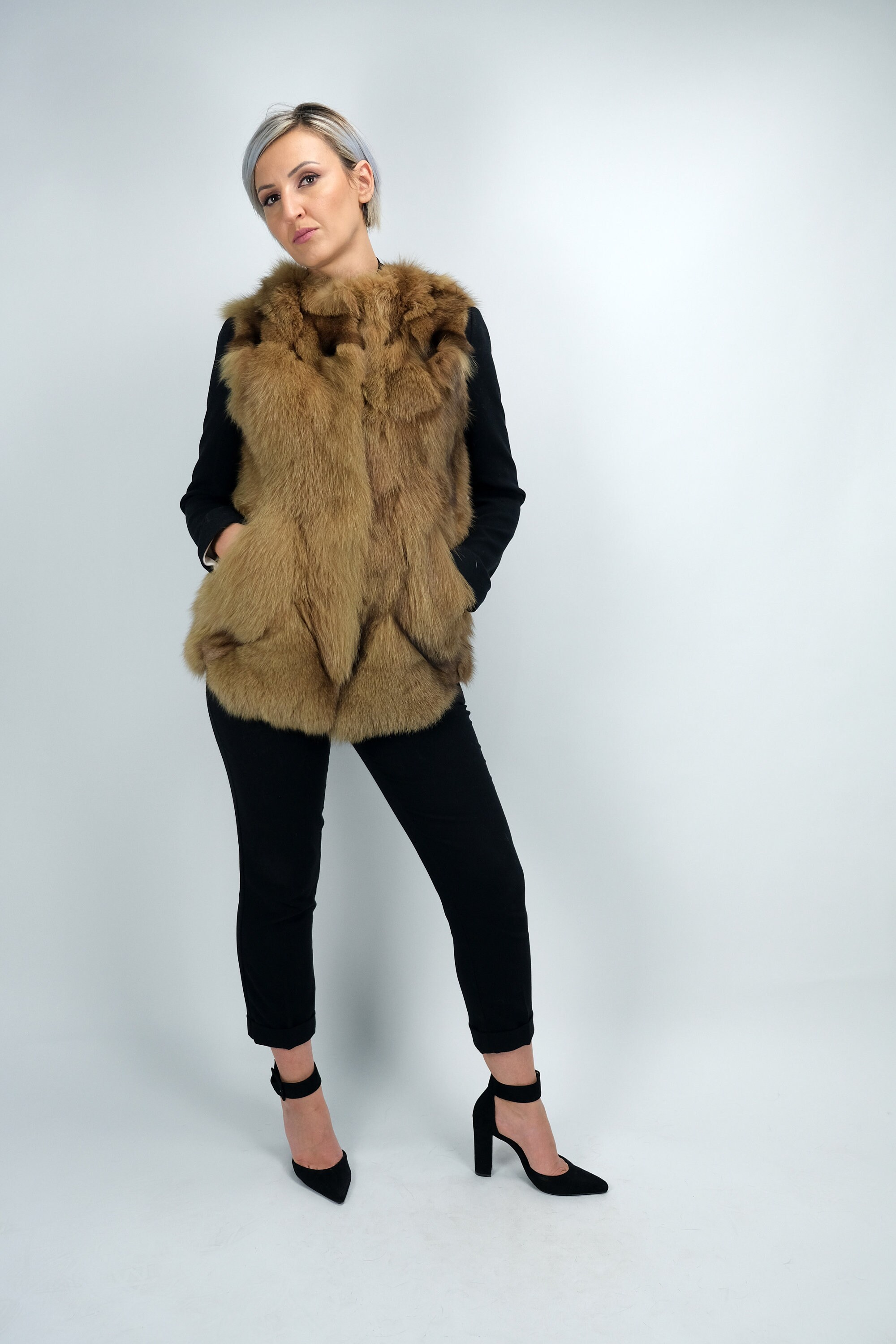 no. no. / FUR VEST(CAMEL) ⁄ FUR VEST(CAMEL) - メルカリ