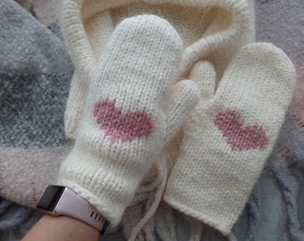 mohair heart mittens / alpaca fur mittens / christmas wool mittens / womens hand knit mittens / cute mittens / winter gift set for her