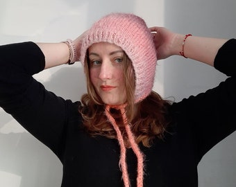 adult bonnet color block woman / Ready to ship / ear warmer / bonnet with tie / hood with ties / aviator cap / multicoloured mohair hat