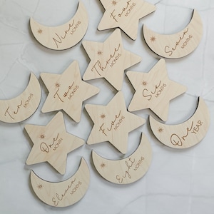 Baby Monthly Milestone Markers, Star & Moon theme Milestone Markers, Baby Photo Props, Baby's First Year, 1-12 Month Rounds, Space Nursery