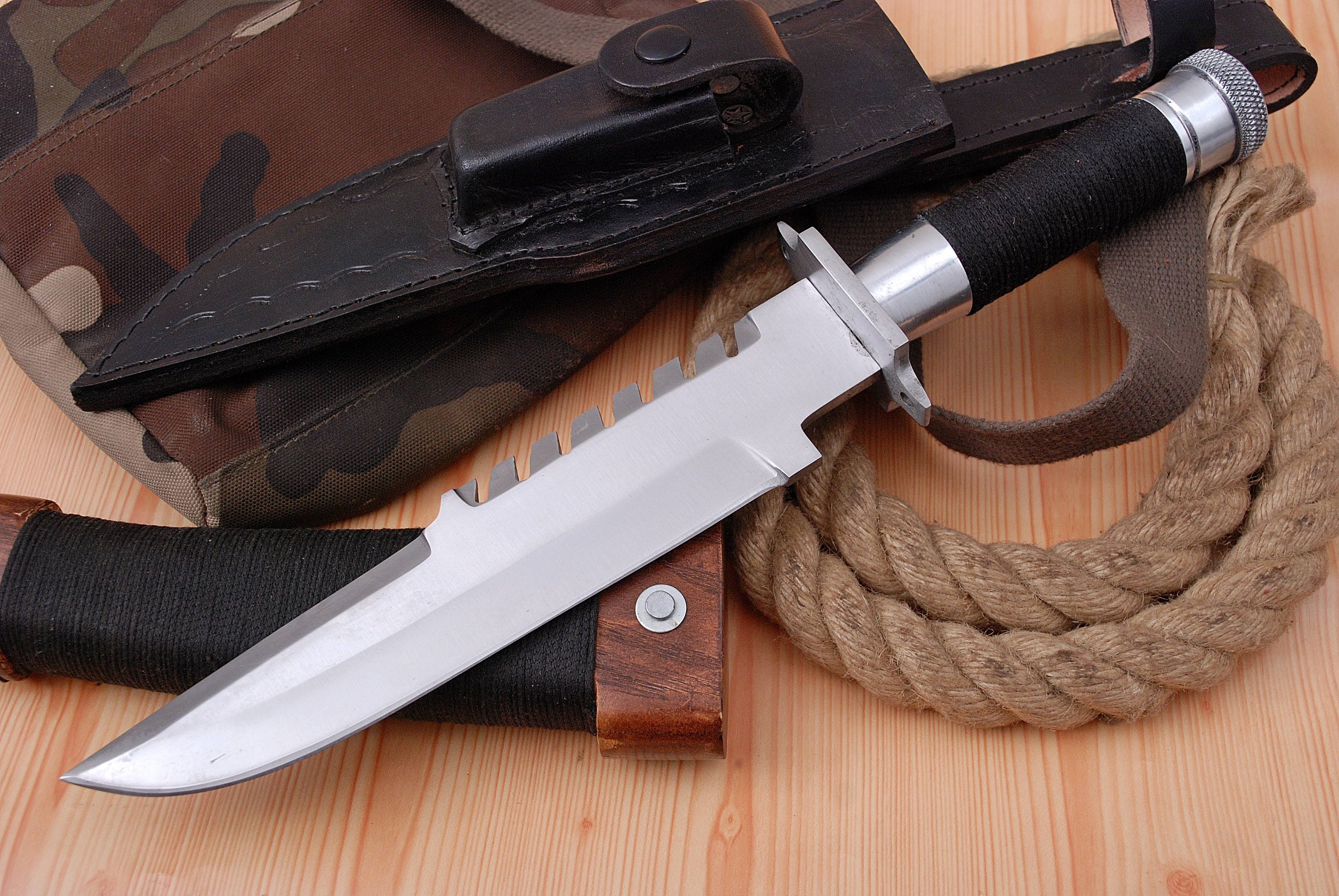 Rambo Knife for sale Only 3 left at 75