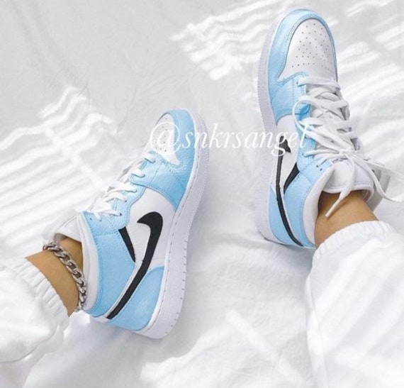 Air Jordan 1 Mid Custom zapatillas nike de mujer Azul claro | Etsy España
