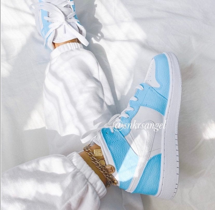 womens air jordan 1 baby blue