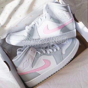 Custom nike air jordan 1 mid light grey baby pink