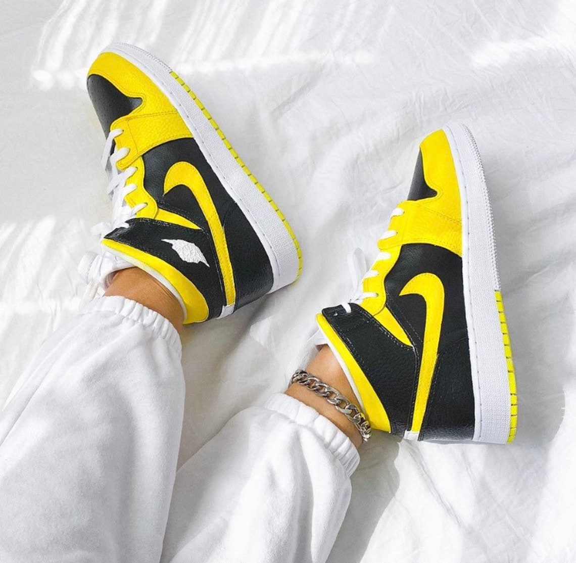 bumblebee jordan 1