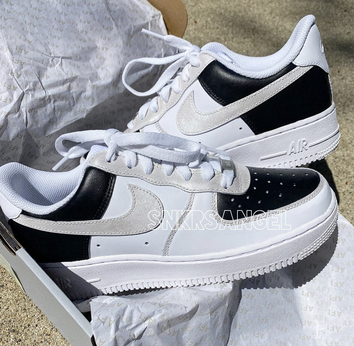 ナイキ　エアフォース1 Low AF1 Air force1 カスタムスニーカー エアフォース1、カスタムスニーカー、ブラックスウッシュ、イエロー
