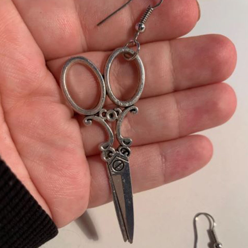 Sewing Scissors Hairdresser Shears Drop Earring Antiqued Silver Earrings Scissor Earrings