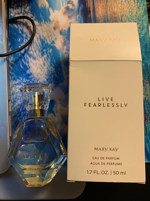 live fearlessly perfume mary kay
