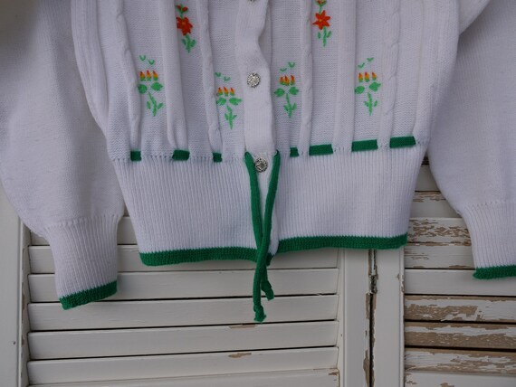 Vintage Cottage Core Embroidered Retro Knit Cardi… - image 7
