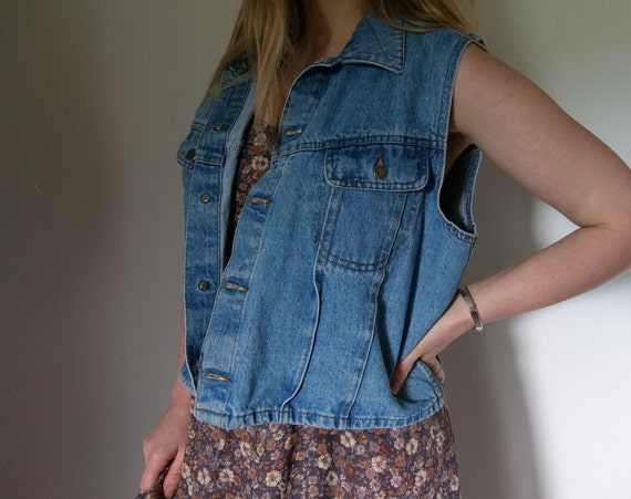 Womens Size M - L Boxy Fit Vintage Denim Vest Tru… - image 7