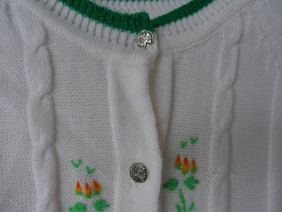 Vintage Cottage Core Embroidered Retro Knit Cardi… - image 5