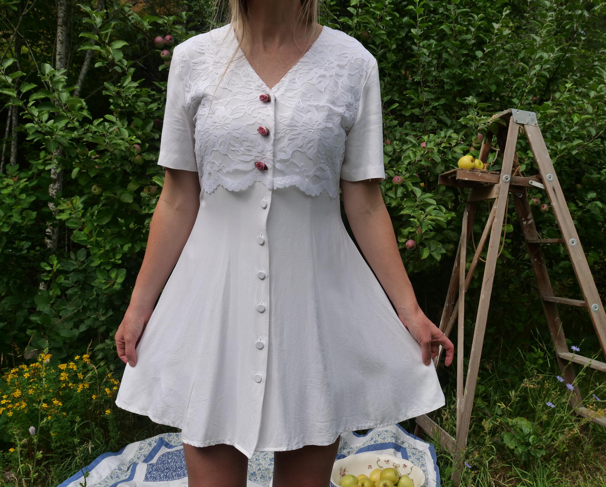 knee length dresses for ladies Medium 90s White Square Neck Slinky Mini Dress