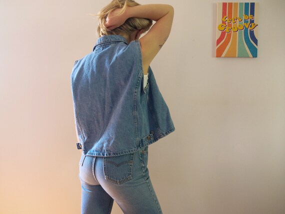 Womens Size M - L Boxy Fit Vintage Denim Vest Tru… - image 4