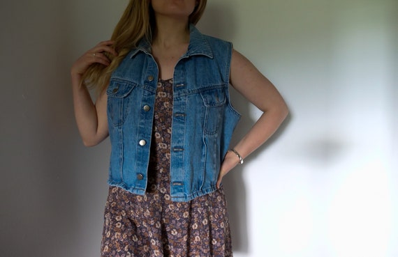 Womens Size M - L Boxy Fit Vintage Denim Vest Tru… - image 8