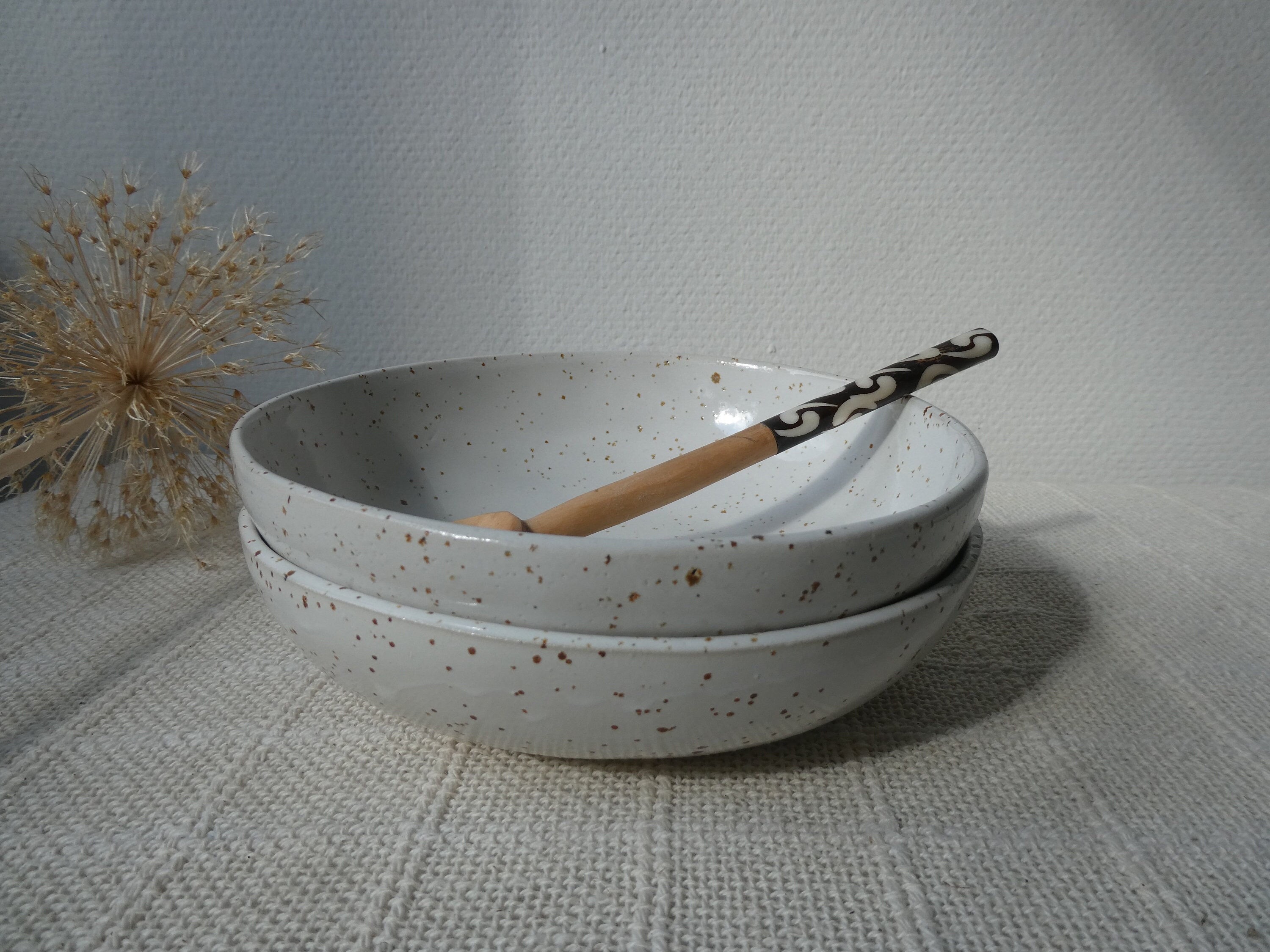 BUTLERS Müslischale 'Lieblingsmensch' Aus Steinzeug - 650ml, Weiß/beige, Für Müsli, Suppe & Dessert, Spülmaschinengeeignet
