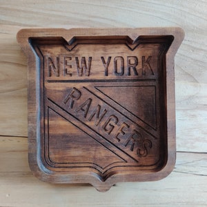 NY Rangers Coin/Key Catchall Valet Tray Great gift Red Oak