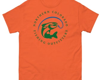 Camiseta de pesca de Colorado: camiseta clásica para hombres - Northern Colorado Fishing Outfitters