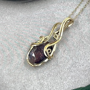 Iolite Sunstone Pendant, Gold Sunstone Necklace, Bloodshot Iolite Jewelry, Wire Wrapped Jewelry, Faceted Gemstone Necklace, Anniversary Gift