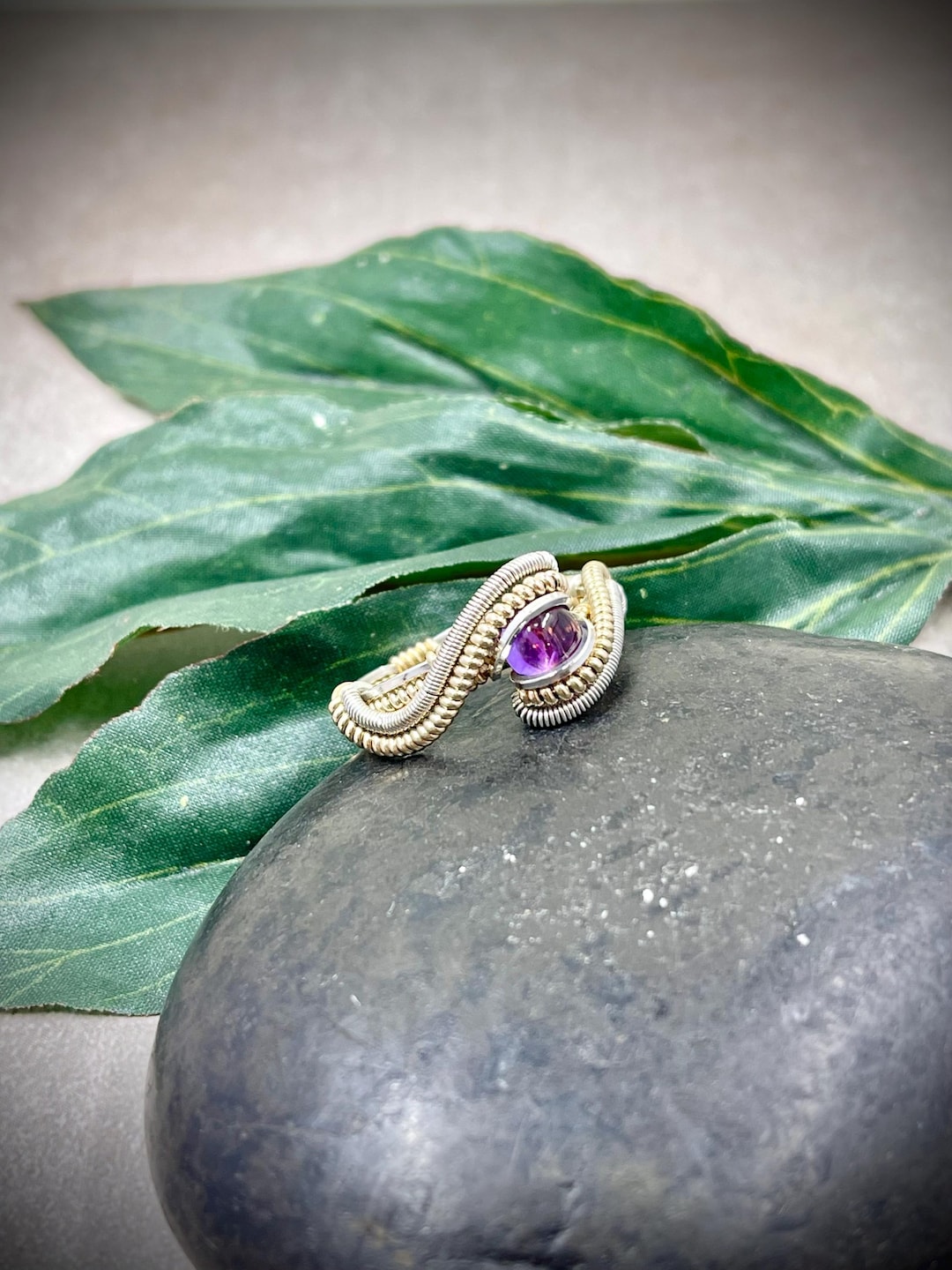 【akoさまご確認用】アメシストのカボションリング0929 ハンドメイドのアメジストカボションリング：スターリングシルバー