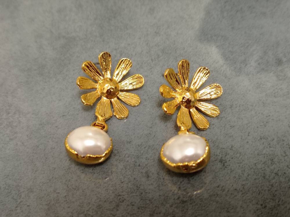 Turkish Daisy & Pearl Earringsdangle Post Stud Gold Plated 