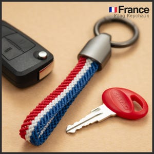 Llavero trenzado con la bandera de Francia: accesorio hecho a mano