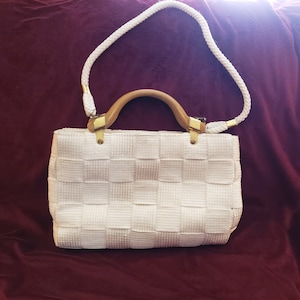 Vintage basket weave white handbag made in Italy
