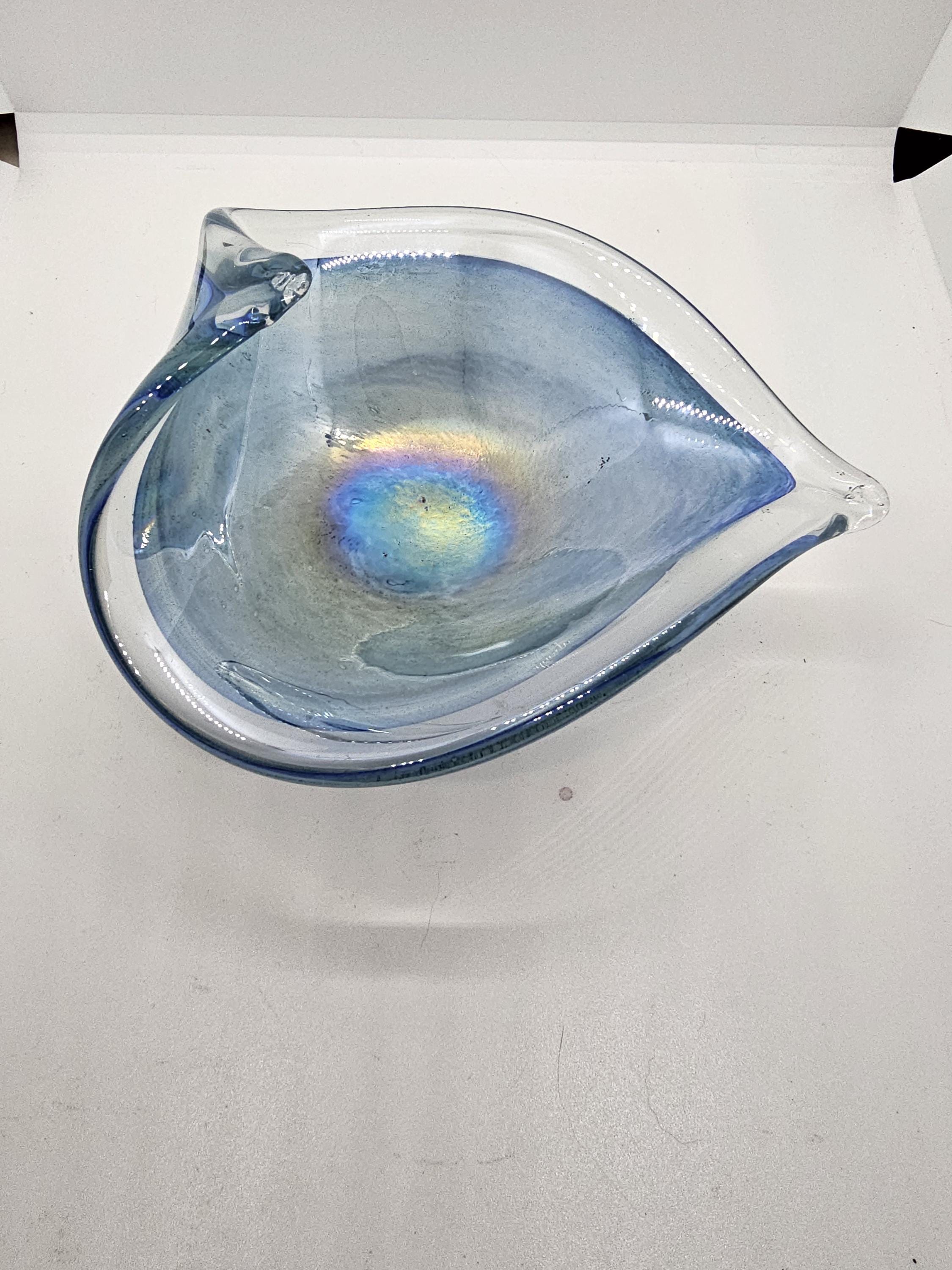 ヴィンテージアートガラス装飾ボウル。虹色ブルー 7x6x4 - Etsy 日本