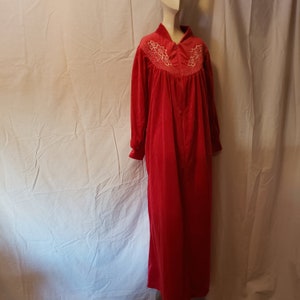 Vintage red velvet like ladies nightgown robe. Small Long sleeves. Floor length. Bellingham. Floral embroidery