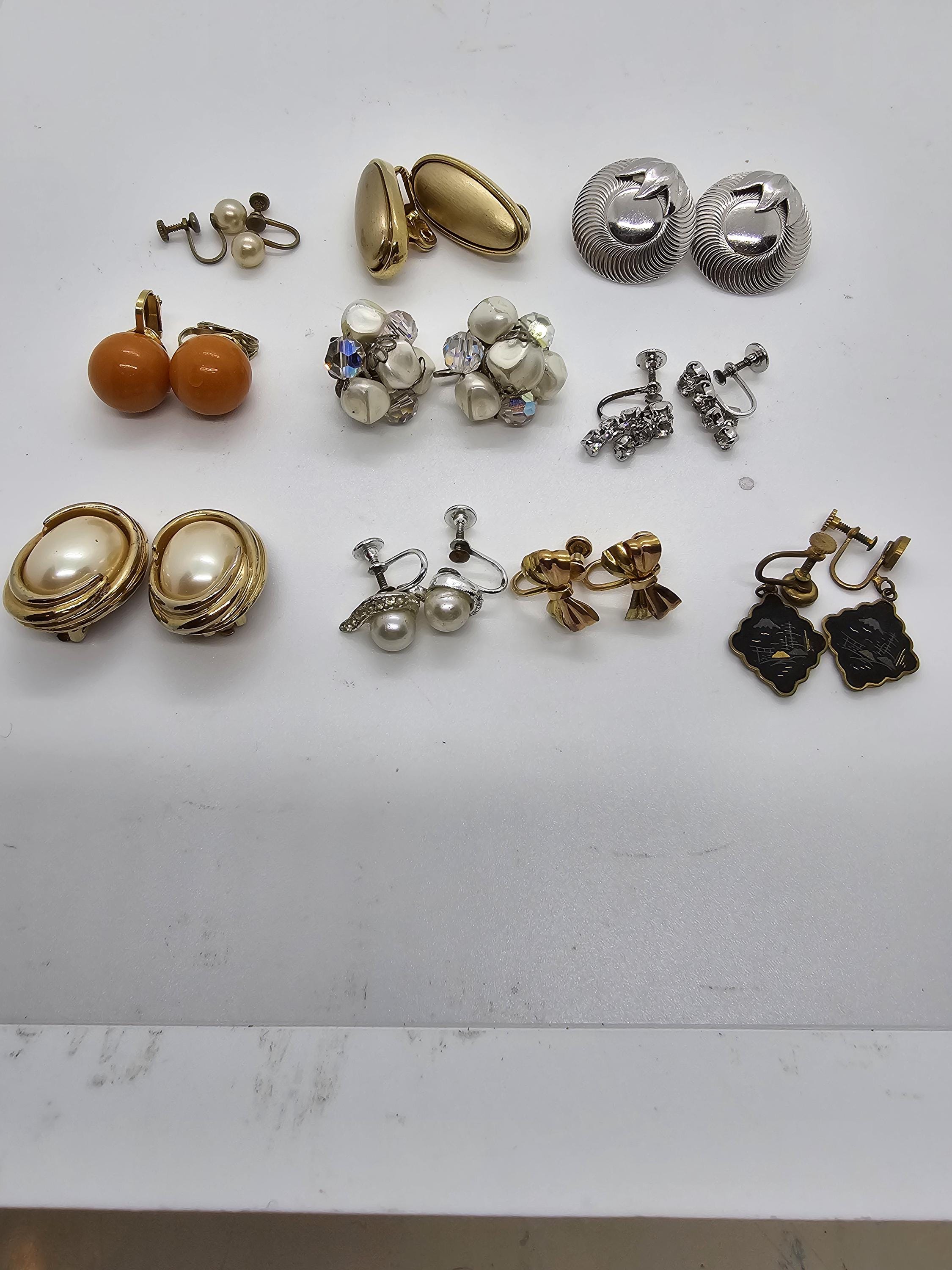 Boucles D'Oreilles Vintage Clip Tombantes – Vieil Or – Bijou Ancien 5238