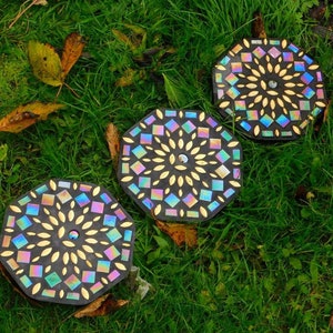 Garden Mosaic Stepping Stone Kit - Mushroom and Flower Patterns - NEW