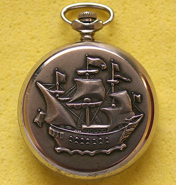 Mechanical pocket watch "MOLNIA" Working Sailboat… - image 2